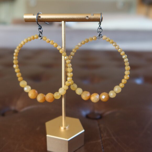 Chan Luu faceted Yellow Jade (70+) front facing hoops earrings 2" long drops - Picture 1 of 14